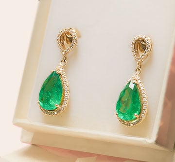 COLLECTION-OF-EARRINGS